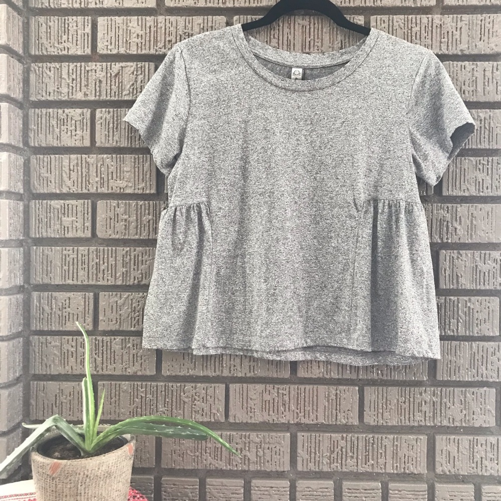 American Rag • Heather Grey Shortsleeved Top M